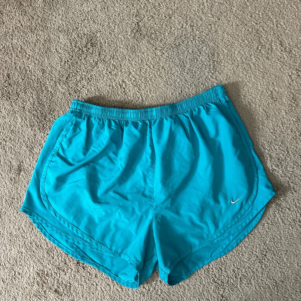 Nike Women's Tempo Dri-FIT Mid-Rise Brief-Lined Running Shorts